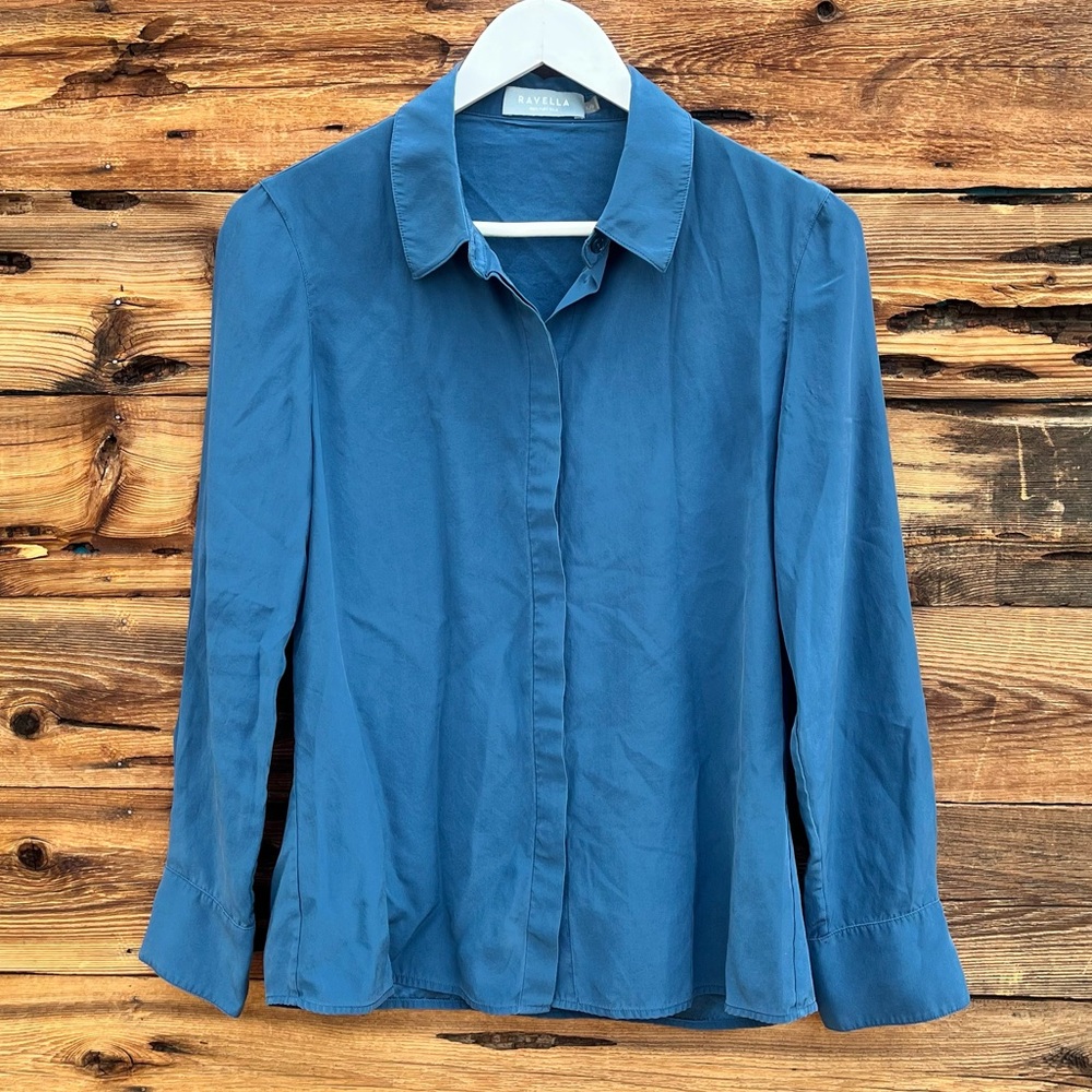 RAVELLA | 100% Silk Blue Collared Long Sleeve Blouse S/6